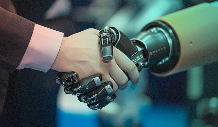 MaaS の魅力: インフォスティーラーが灰の中から立ち上がる