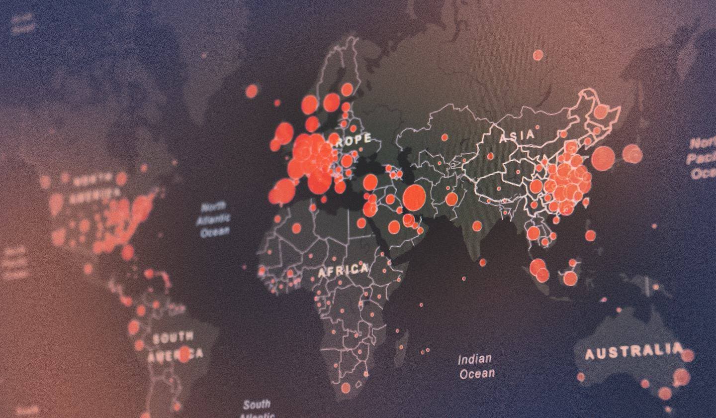 방어 회피 가방 속임수로 피해자를 괴롭히는 고스트펄스